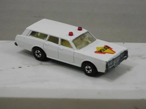 Vintage 1971 Matchbox Lesney No.55 Superfast White Mercury Police Car Wagon