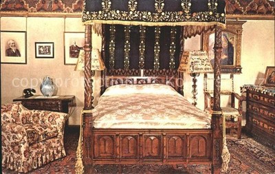 San Simeon Historical Monument William Randolph Hearst bedroom 