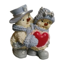 Vintage Encore Group 1999 Snow Buddies Mr & Mrs Holding Heart Figurine 2.5in