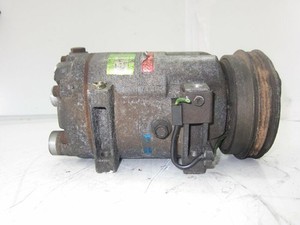 8D0260805 klimakompressor VOLKSWAGEN PASSAT BERLINA 3B2 1999 1307553