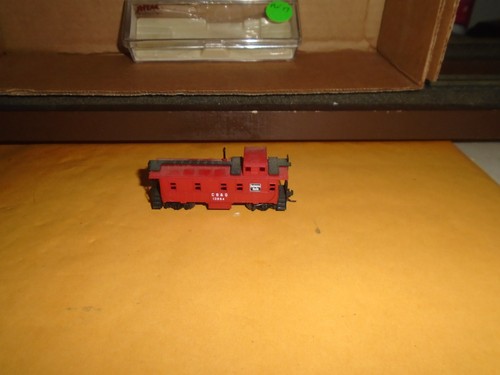 ATLAS CUSTOM CUPOLA CABOOSE - BURLINGTON ROUTE # CB&Q 13884 N | Condition: Used