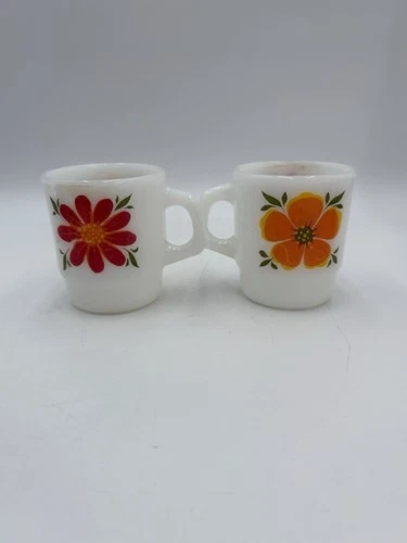 Vtg MCM Anchor Hocking Fire-King Milk Glass Double Sided Floral Mugs Orange Red