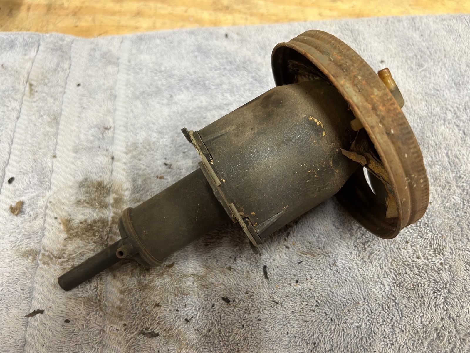 Vintage 1949-52 Chevy Windshield Washer Fluid Pump and Lid
