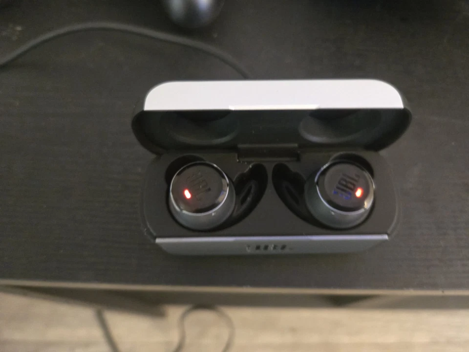 JBL飞机耳机  — 第 2/4 张图片