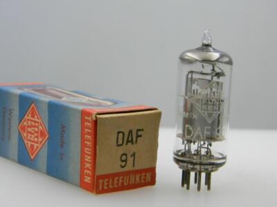 Telefunken Germany DAF91 1S5 NOS NIB Silver Plate Halo Getter Serious Tubes D378