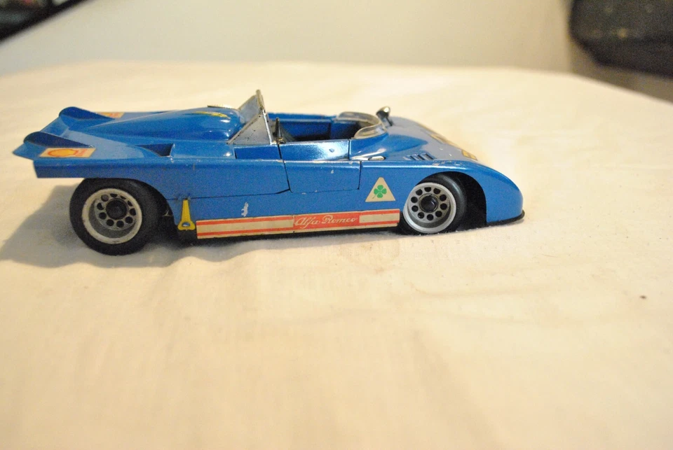 MODELLINO AUTO EDISON GIOCATTOLI - SHOCKING LINE ALFA ROMEO 33.3TT SCALA 1:20 - Immagine 4 di 4