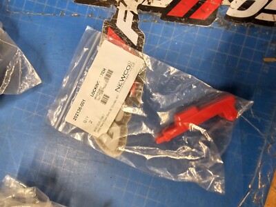 Newco 202136-001 Locking Latch