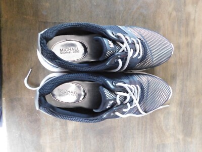 Michael Kors Amanda Trainer Shoes Silver Mesh Tennis shoes Size 10 Womens 