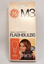 VINTAGE GE M3 GENERAL ELECTRIC CAMERA FLASHBULBS 11 UNUSED CLEAR ORIG. BOX