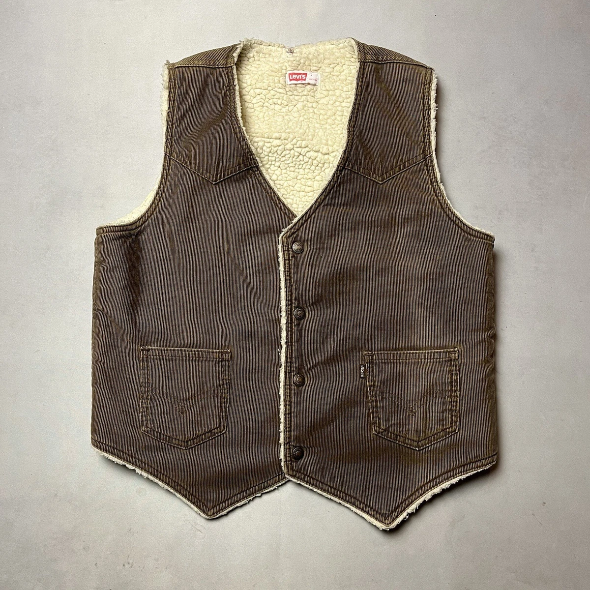 Levis 2024 sherpa vest