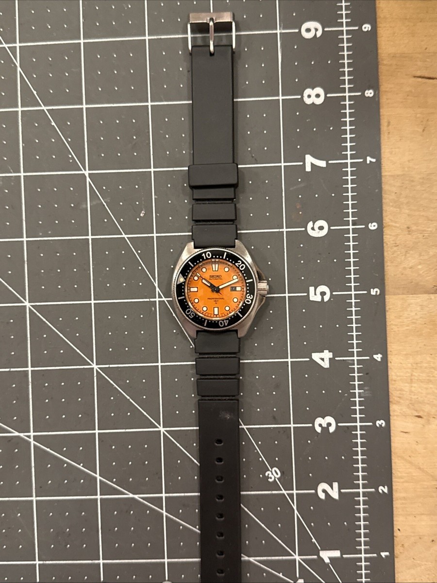 SEIKO レディース 自動巻き 腕時計 2205-0760 デイデイト Seiko 2205 0760 Apocalypse Ladies Orange Diver Rare