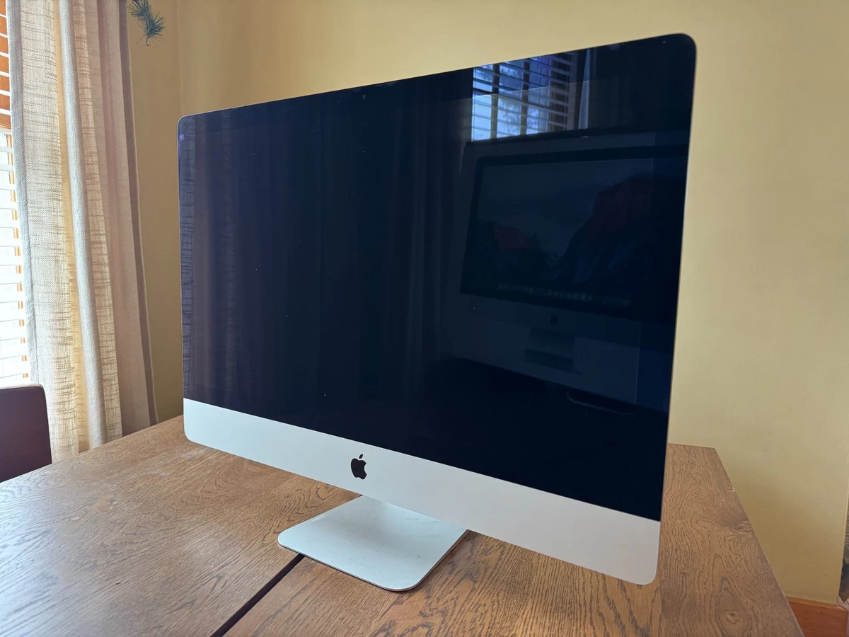 Apple iMac with Retina 5K display Intel Core i7 6th Gen. Apple