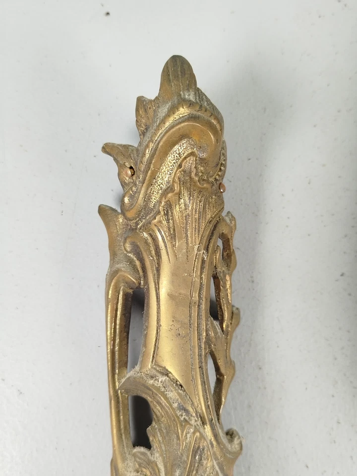 Lot FERRURES de MEUBLES Ornements Paterres POIGNEES Bronze Laiton Doré  P5 - Photo 2/4