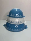 Vintage 3pc Pyrex Blue White Garland Snowflake Cinderella Nesting Mixing Bowls