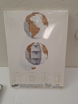 Luckies of London Scratch Globe Build Travel Explore NEW