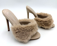 Cape Robbin Pryer Faux Fur High Heel Mules Stiletto Beige Women's Size 6 New