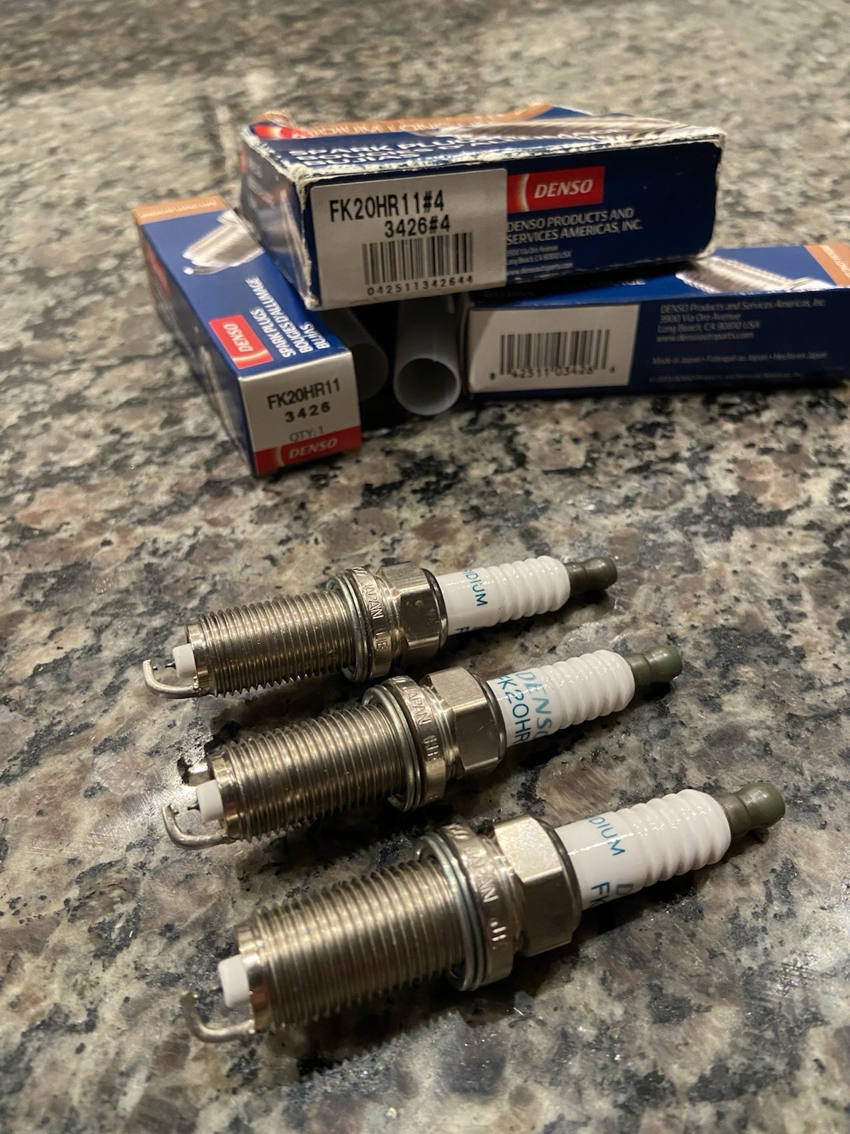 qty 4 Genuine Spark Plugs For Toyota Lexus Denso 90919-01247 FK20HR11 3426