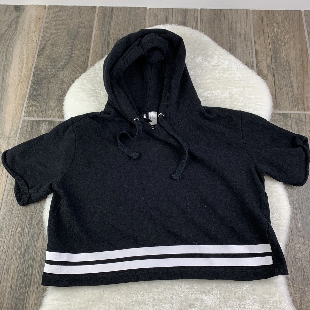 Hu0026amp;M Divided Black Hoodie Womenu0026#039;s Size M GAME ON Cropped Sweatshirt  | eBay