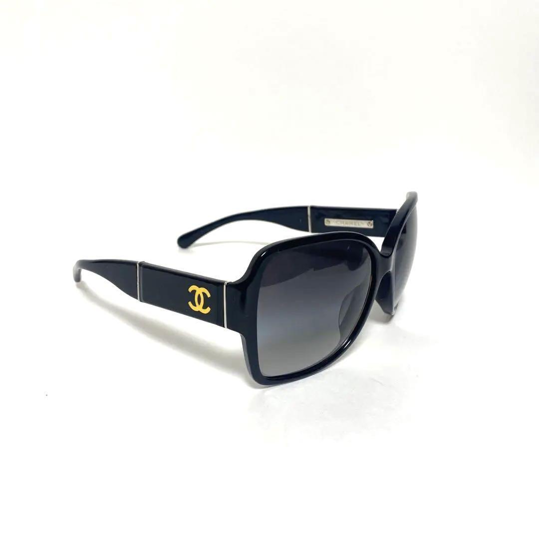 CHANEL Sunglasses Black Plastic Coco Mark Lens 6 x 5.1 cm w