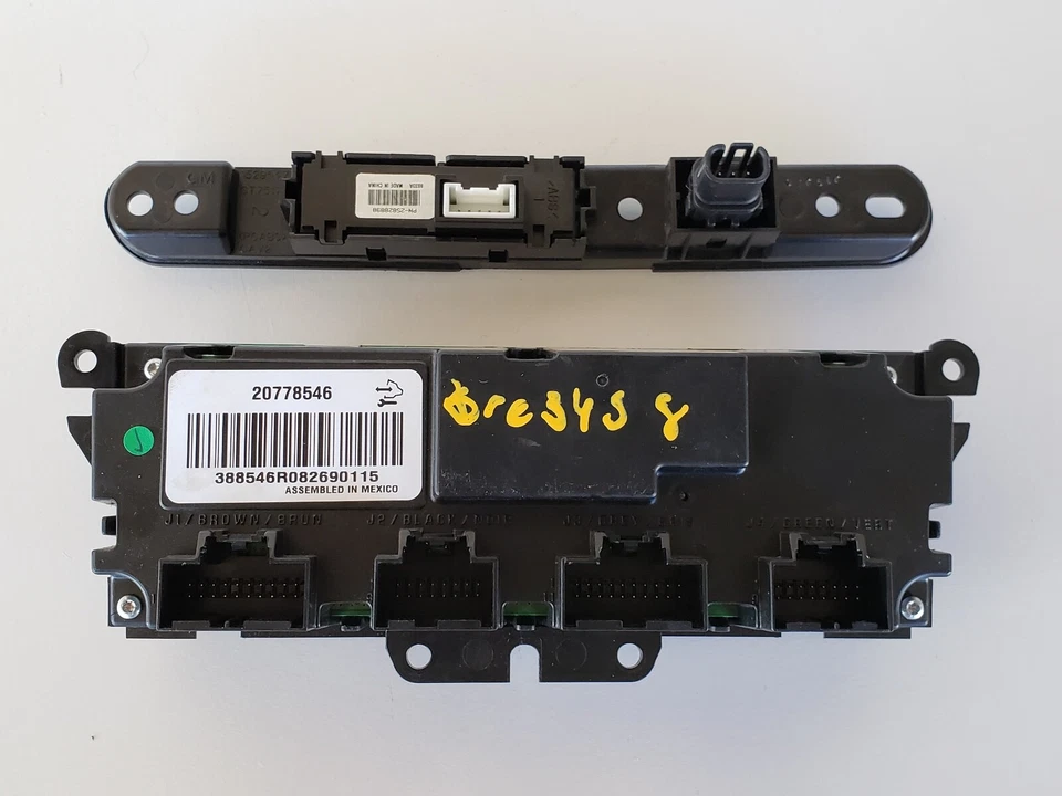 07-10 Saturn Outlook 20778546 Panel de control climático Unidad de temperatura Calentador de aire acondicionado Foto 4 de 4