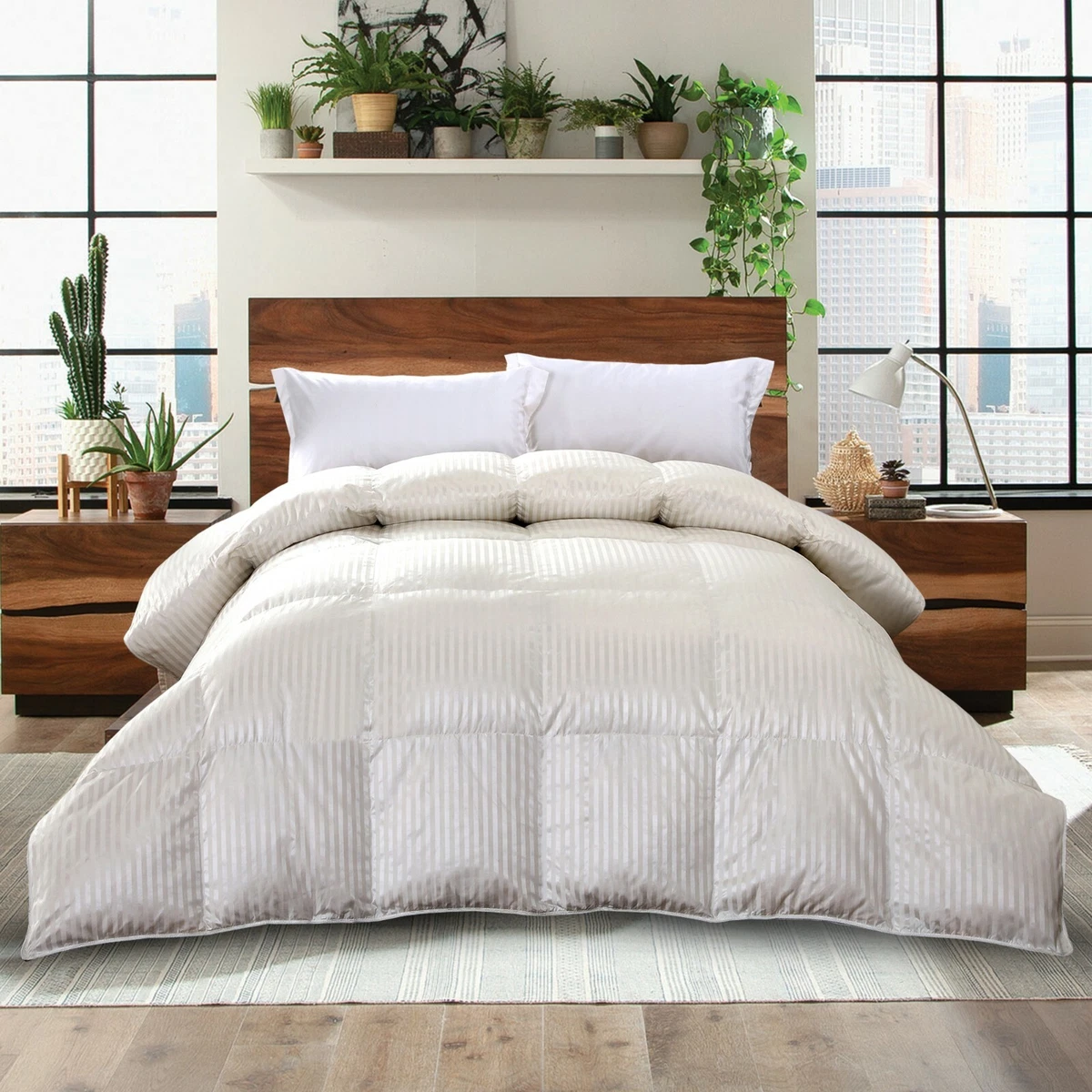 900 Thread Count Silk Goose Down Filled Comforter Blend Warm Baffle Box Winter