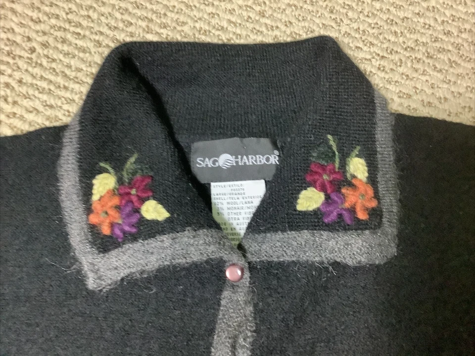 SAG HARBOR Black w/crochet flowers Wool/Mohair Button Down Cardigan | Size Large - Image 4 of 4