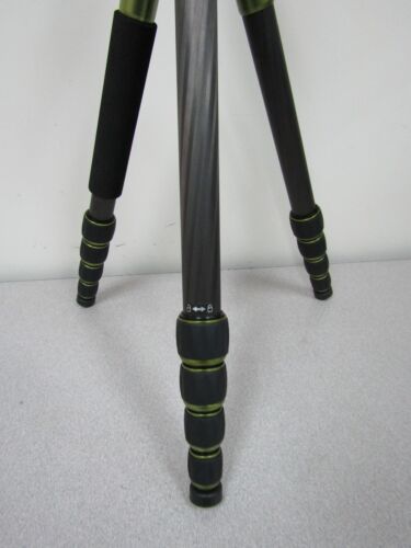 MeFOTO RoadTrip C1350Q1G Travel Tripod Kits - Green - Max Load 17.6 lb - Picture 10 of 12