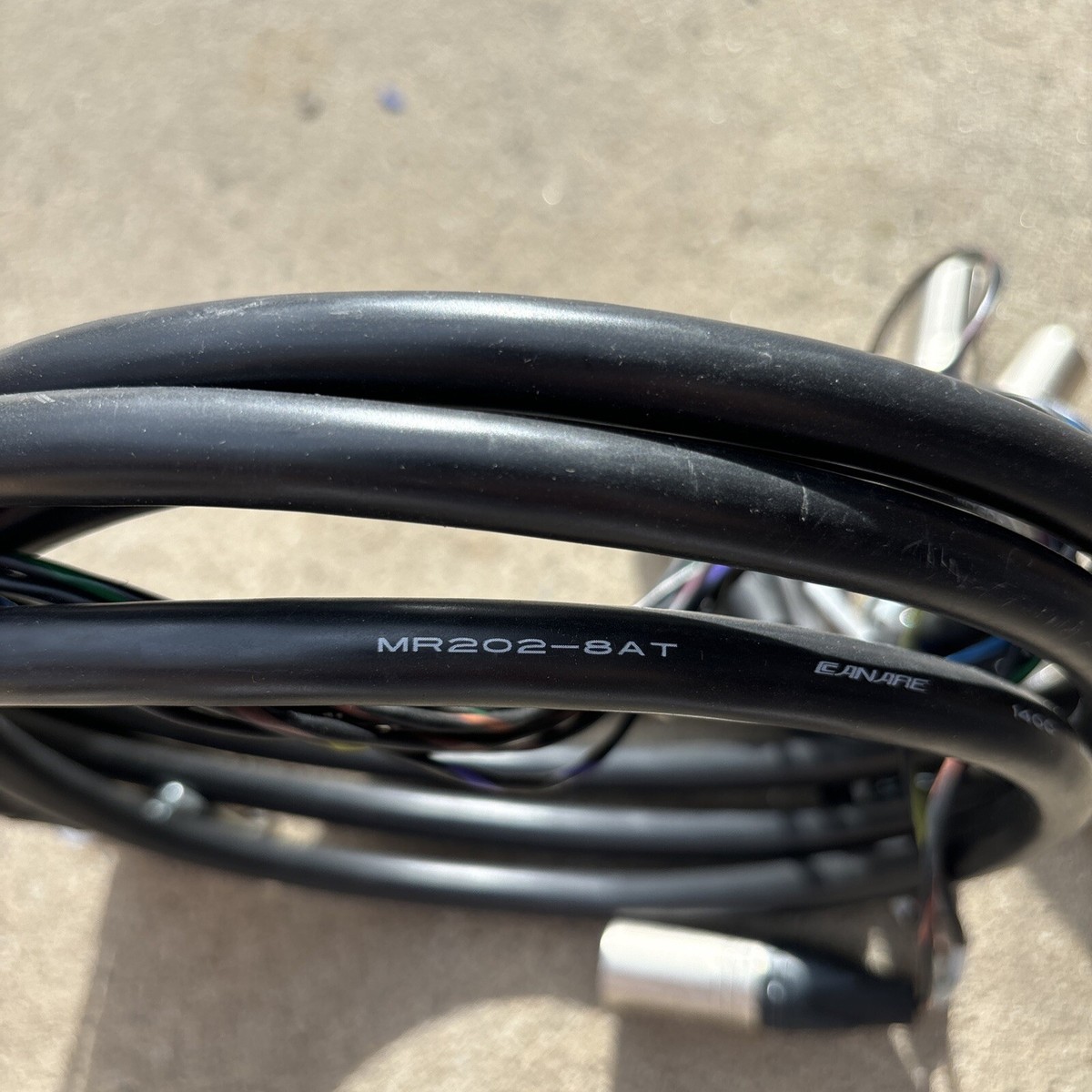 CANARE MR202-8AT XLR 8ch マルチケーブル 2m Canare MR202-8AT 8 Channel Balanced Studio Snake Cable, 1/4