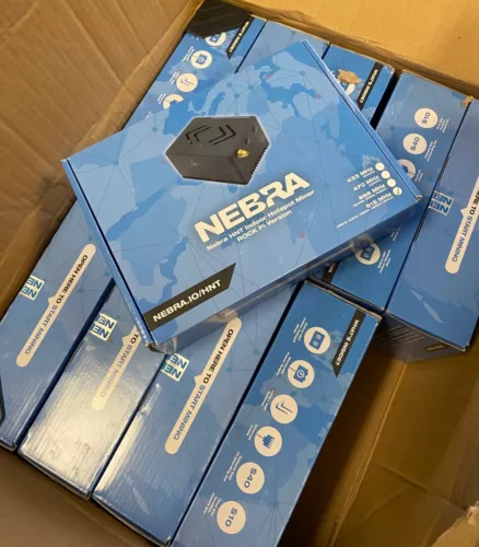 NEW IN BOX Nebra HNT indoor hotspot miner US915 READY TO SHIP ROCKpi version 