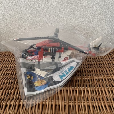 LEGO - Technic: Rettungshubschrauber (42092)