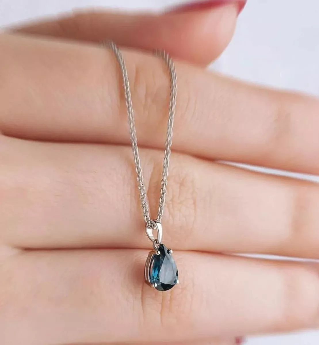 14K WHITE GOLD PEAR SHAPE SOLITAIRE SAPPHIRE NECKLACE SEPTEMBER BIRTHSTONE