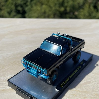 1973 Cheyenne Super 10 4x4 1:64 Diecast Model Truck Alloy