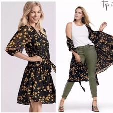 Cabi Debut Dress Fiesta Floral 3/4 Sleeve Wrap