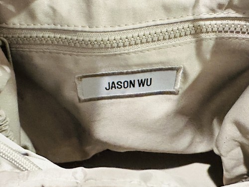 Bolso cubo Jason Wu Puffer de nailon con cordón beige correa ajustable extraíble - Imagen 12 de 19