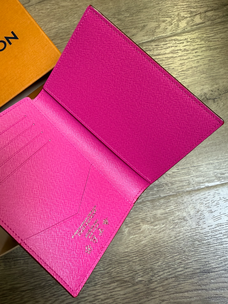 NEW LV TM Louis Vuitton Takashi Murakami Passport Cover White