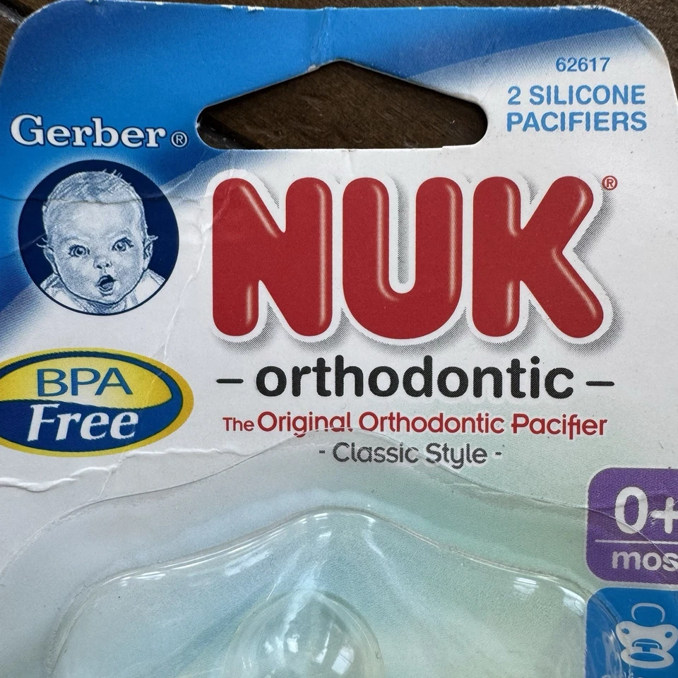 Chupetes de Ortodoncia Gerber NUK Azul Blanco Con Verde 0m+ Nuevo de Lote Antiguo Estilo Clásico Foto 4 de 4