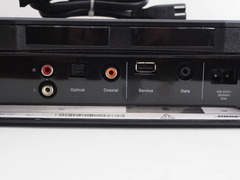 Sistema de som Bose Solo TV modelo 410376 com controle remoto, cabo de alimentação testado funcionando - Imagem 4 de 4