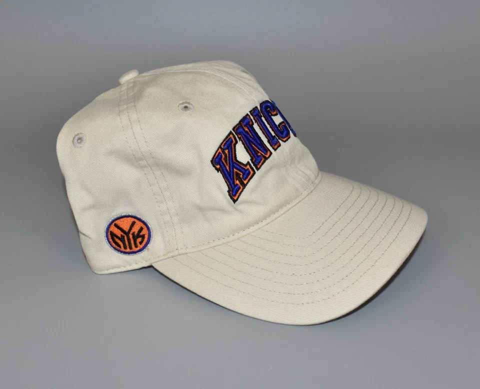 Gorra New York Knicks Vintage Reebok Strapback Foto 2 de 4