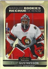 2021-22 O-Pee-Chee Platinum - Marquee Rookies Filip Gustavsson #229 (RC) Rainbow