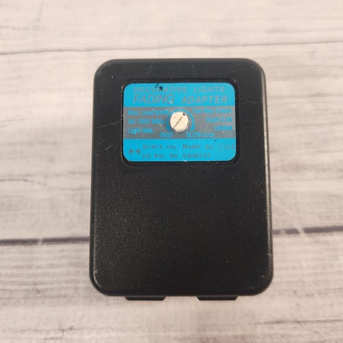 MINIX 1128 Decorative Lights Fading Adapter 600W 120V Two Way Output Black