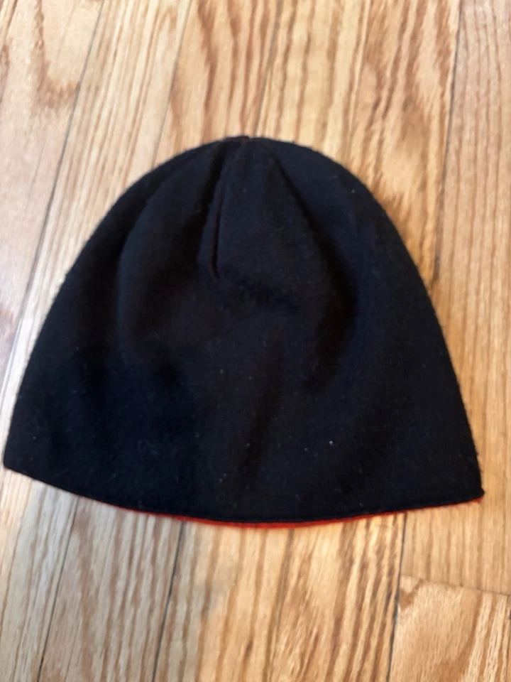 Gorro Spyder Black Widow Beanie Bap negro rojo Foto 2 de 4