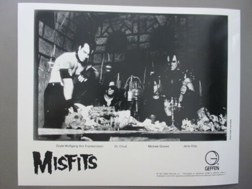 Misfits black & white 8 X 10 glossy promo photo 1997 !