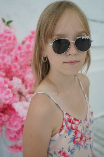 Childrens Kids Silver with White Butterfly Classic Style Pilot Sunglasses UV400 - Picture 7 of 12