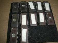 2  D2716-1 EPROM erasable 24 pin lot of 2pcs 6 lots available