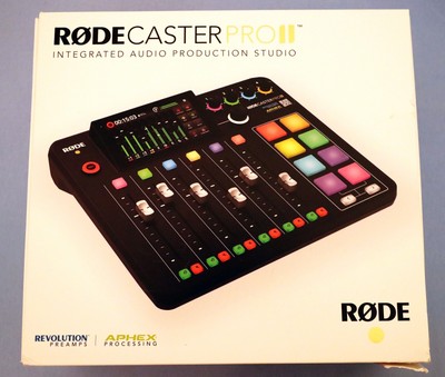 RODE RODECaster Pro II Audio-Mixer plus RODE Rodecover 2. Neu & unbenutzt!