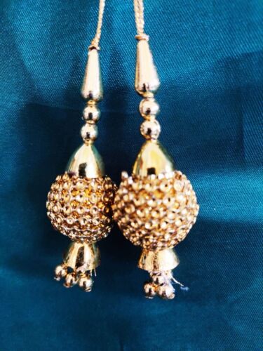 Set of 2 Handmade Gold Tassel Latkan Bangle Chuda Rakhi Handicraft Ethnic Art - 第 1/8 張圖片