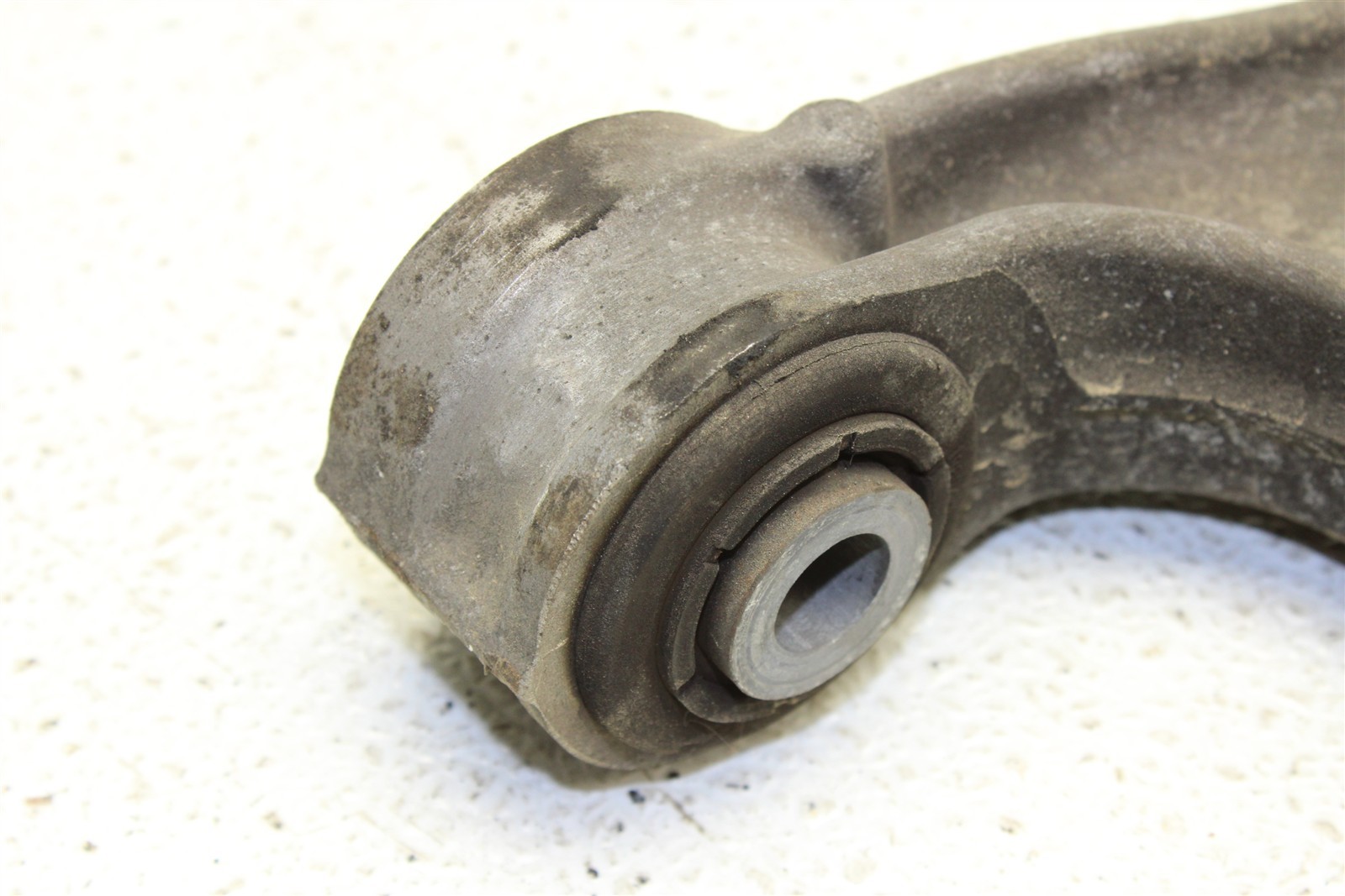 2008-2011 Maserati GranTurismo Rear Right Control Arm RH 08-11