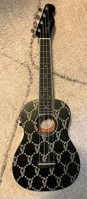 Billie Eilish Ukulele Fender