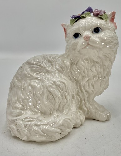 Vintage White Persian Cat Figurine With Flowers Porcelain 6.5” 2000 Yh