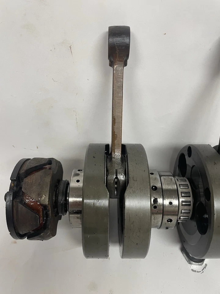 Conjunto de cigüeñal Yamaha XS650 1975-1983 OEM 447-11400-01-00 Foto 3 de 4